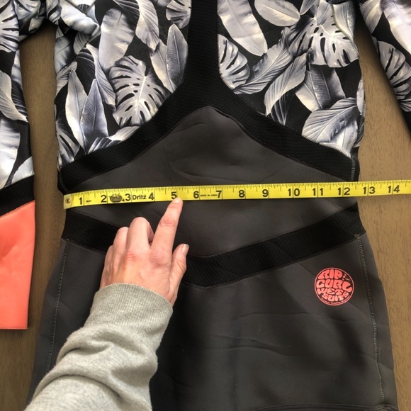 Rip curl G Bomb 1 mm summer wetsuit - Picture 5 of 8